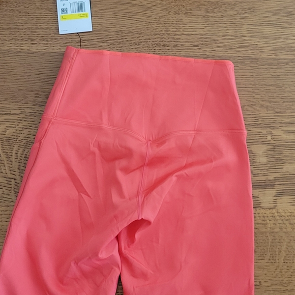 Nike Go Firm-Support, High-waisted Cropped leggings with pockets - coral - Picture 14 of 15